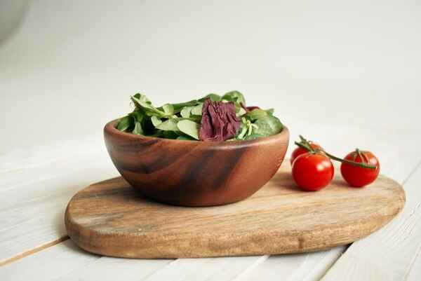 Jógamatrac és nyugodt, minimalista tér